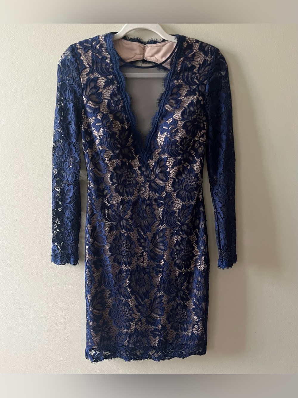 Betsy & Adam Lace Overlay Long Sleeve Cocktail Dress Women's Size 4 Navy